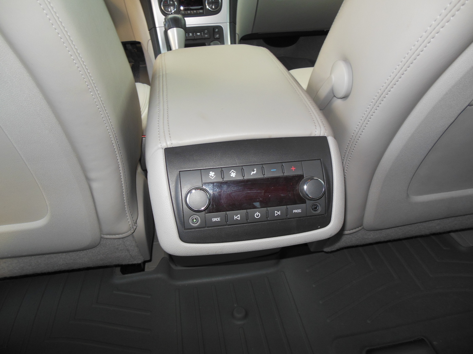 2010 GMC Acadia