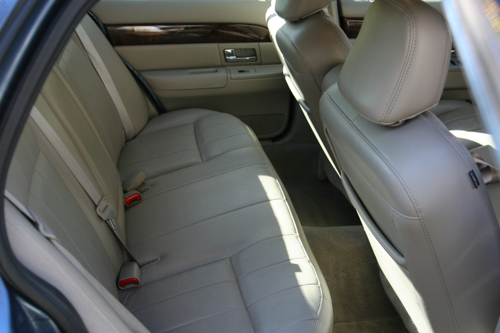 2010 Mercury Grand Marquis