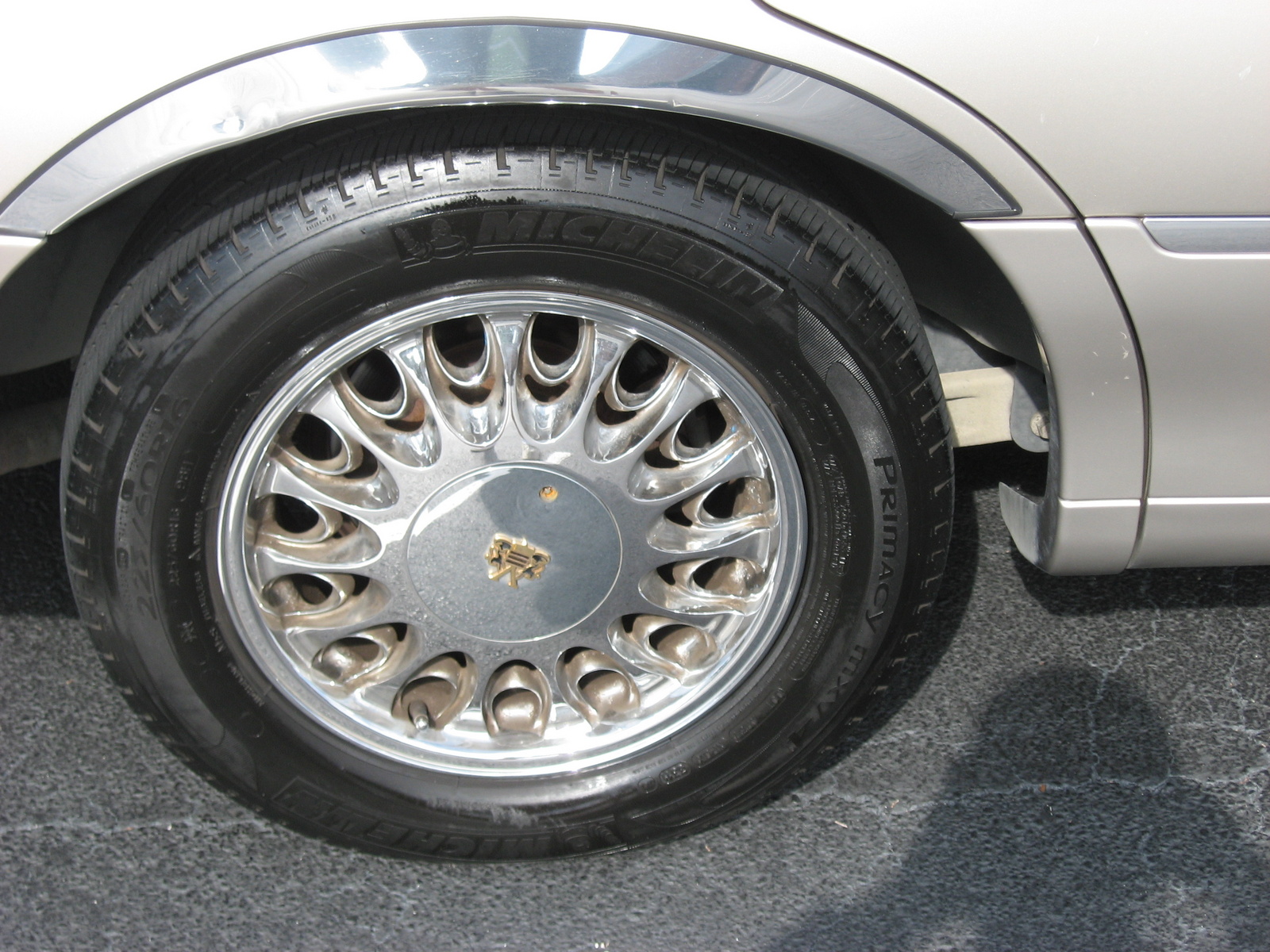2001 Lincoln Town Car