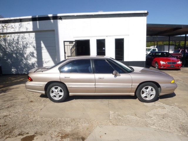1999 Pontiac Bonneville