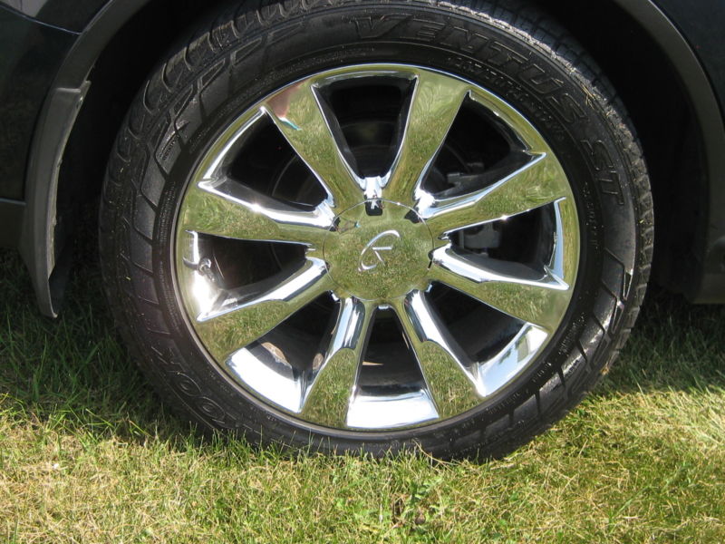 2005 Infiniti FX35