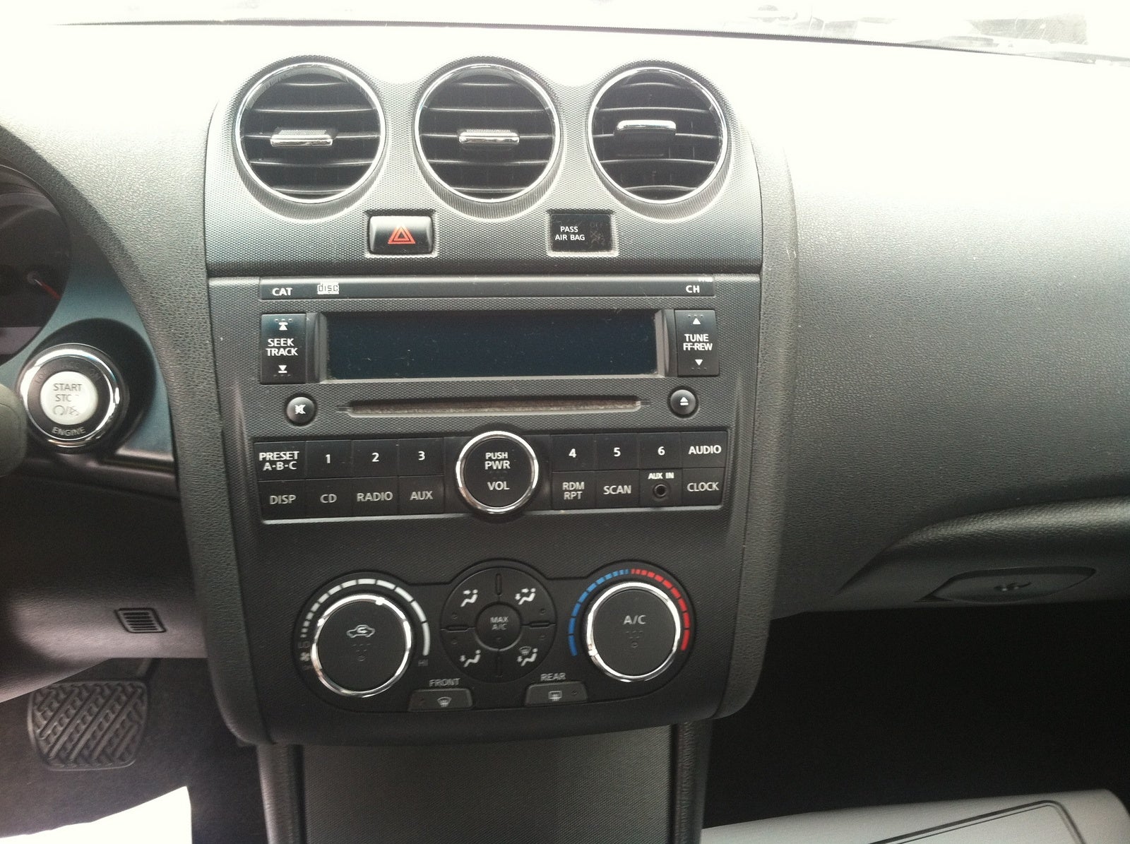 2008 Nissan altima coupe navigation system