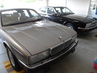 1992 Jaguar XJ-Series Overview 1992 Jaguar XJ-Series Overview
