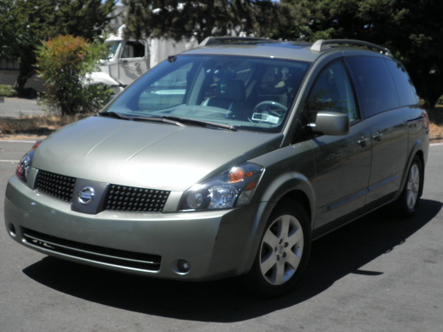 Picture of nissan quest 2005