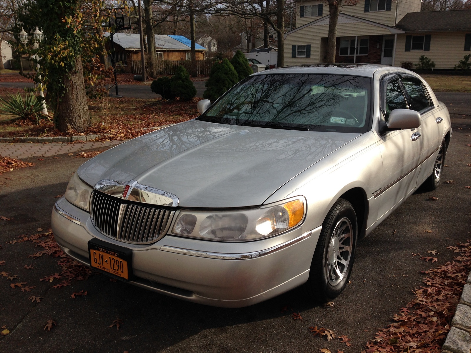 2000 Lincoln Town Car - Pictures - CarGurus