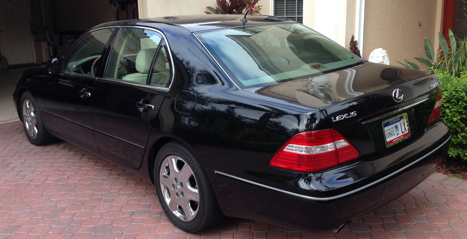 2004 Lexus LS 430