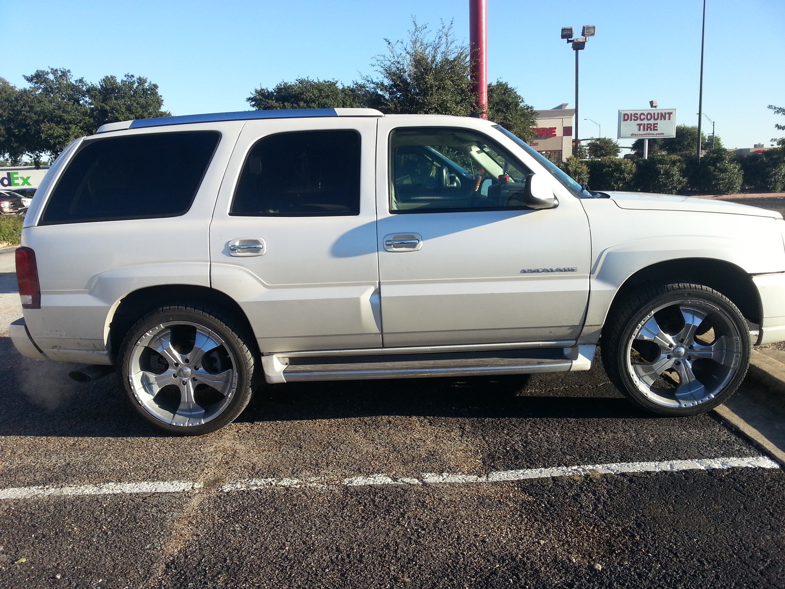 2004 Cadillac Escalade