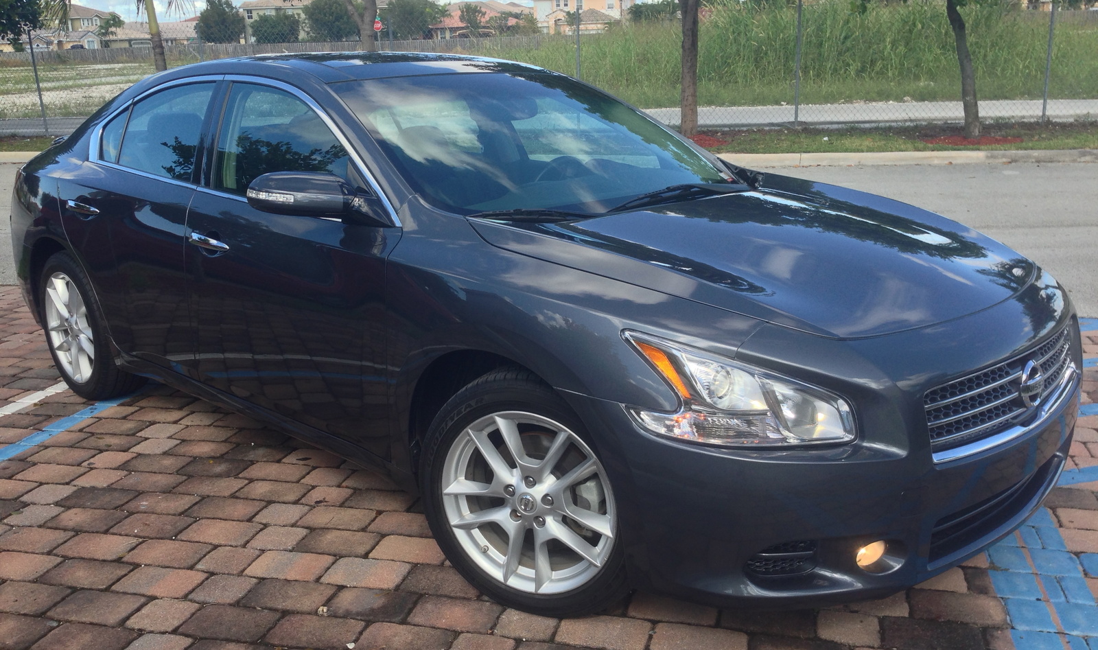 Nissan maxima trim levels 2009 #4