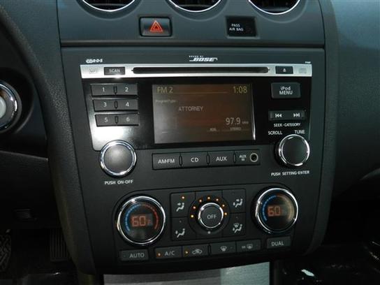 2010 Nissan altima standard features #2