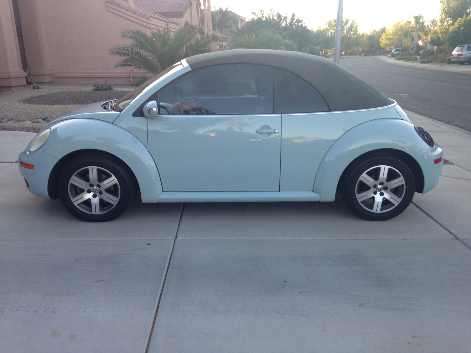 2006 Volkswagen Beetle