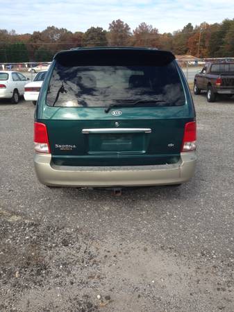 2002 Kia Sedona
