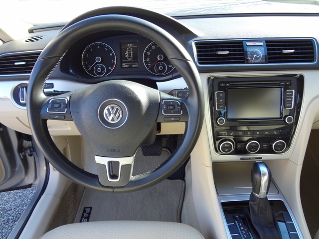 2012 Volkswagen Passat