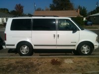 1995 GMC Safari Overview 1995 GMC Safari Overview