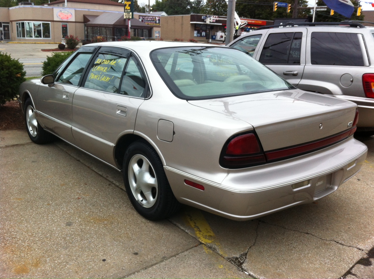 1998 Oldsmobile Eighty-Eight - Overview - CarGurus