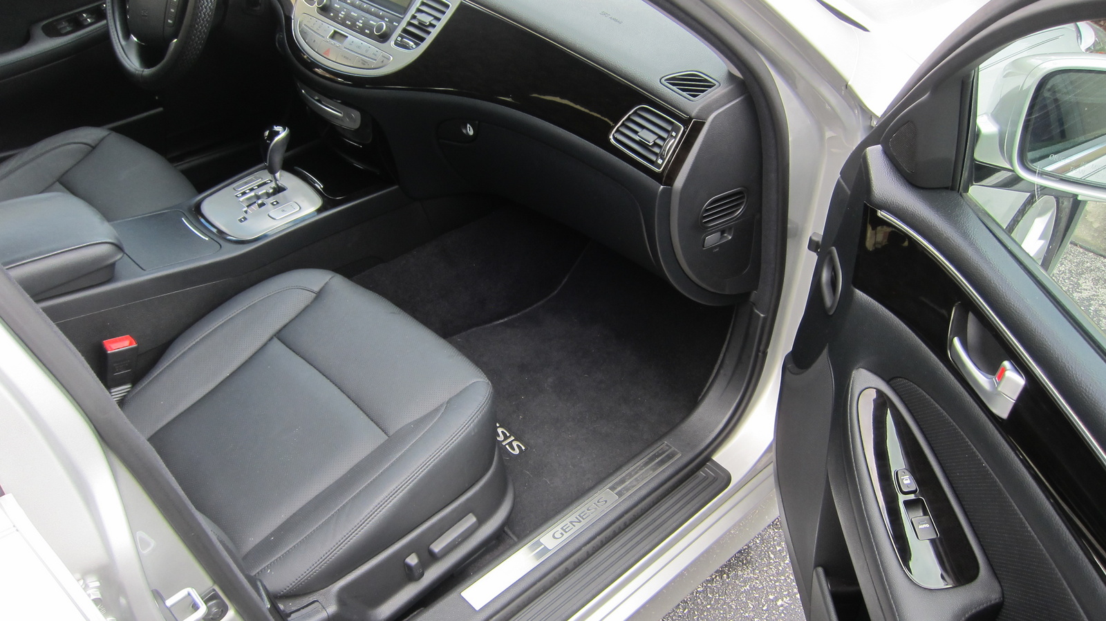 2012 Hyundai Genesis