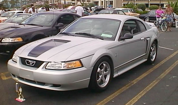 2000 Ford Mustang