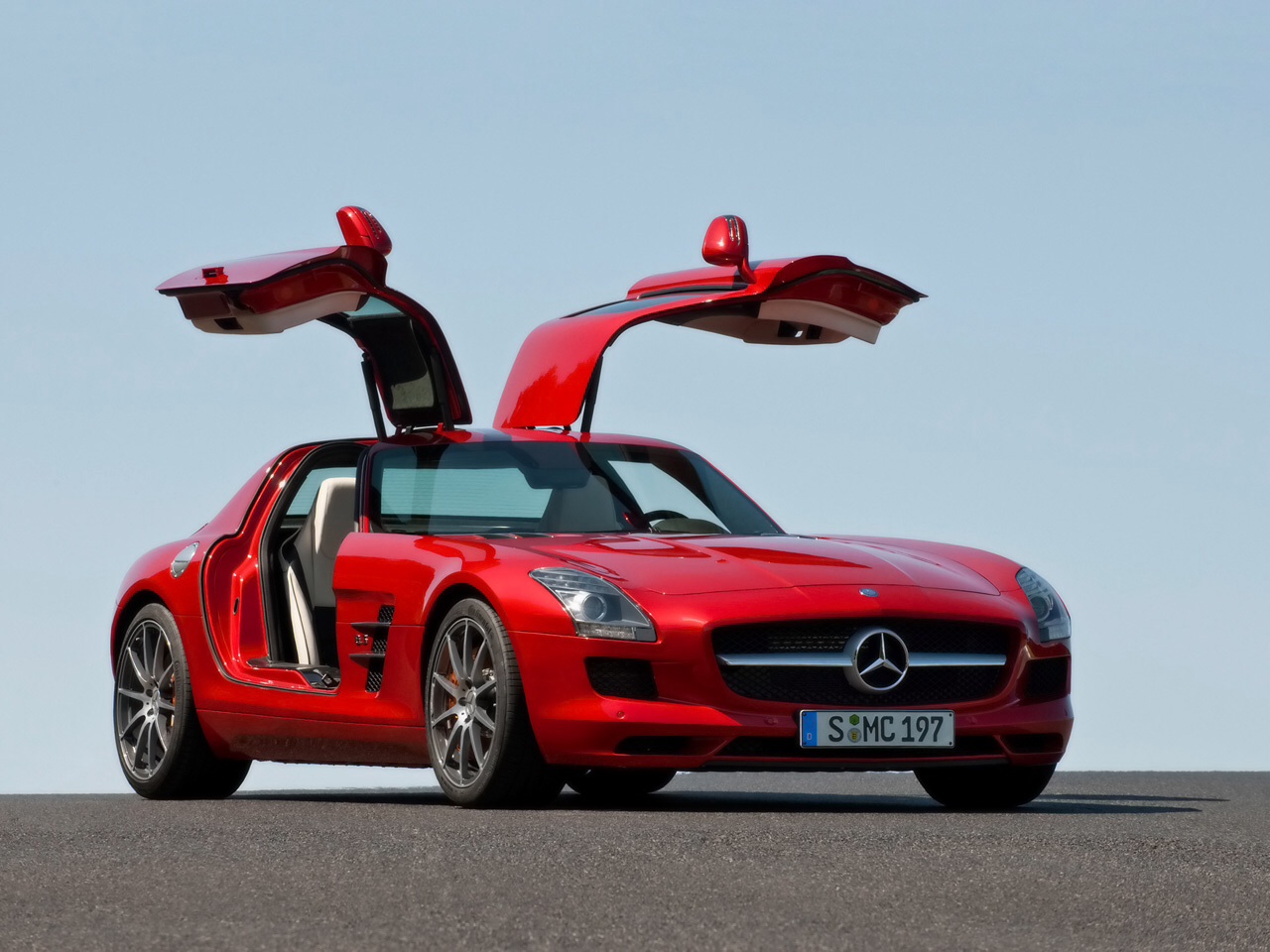 2013 Mercedes-Benz SLS-Class