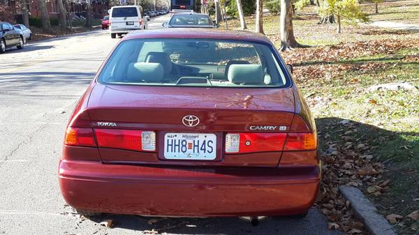 2000 Toyota Camry