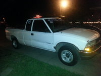 1998 Isuzu Hombre Overview 1998 Isuzu Hombre Overview