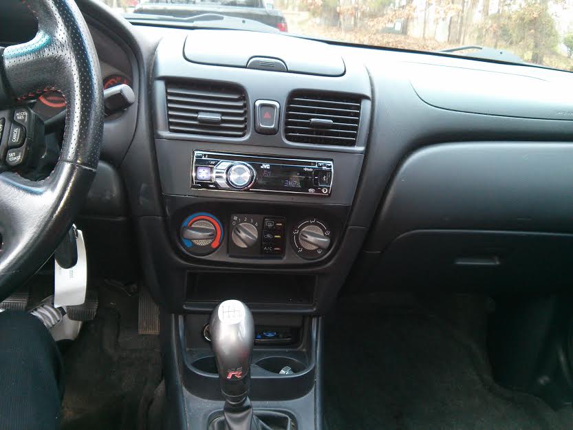2002 Nissan sentra interior specs #4