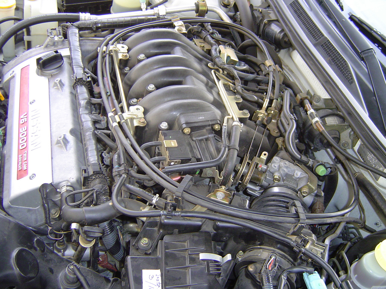 Picture 2001 nissan maxima motor #4