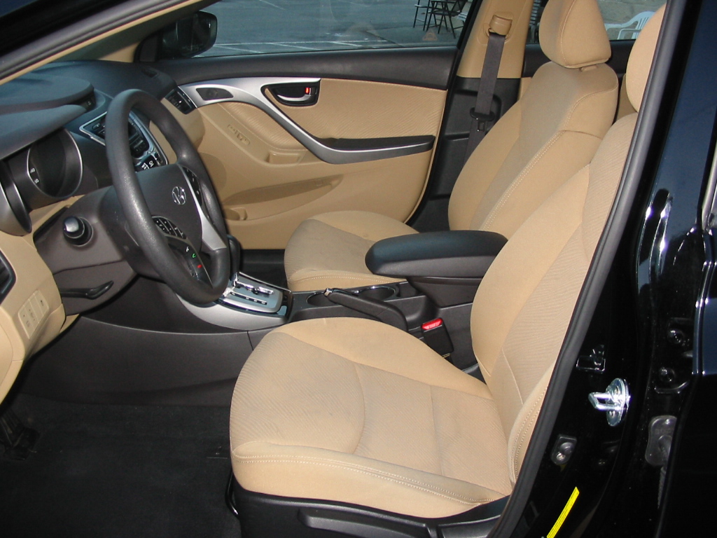 2012 Hyundai Elantra