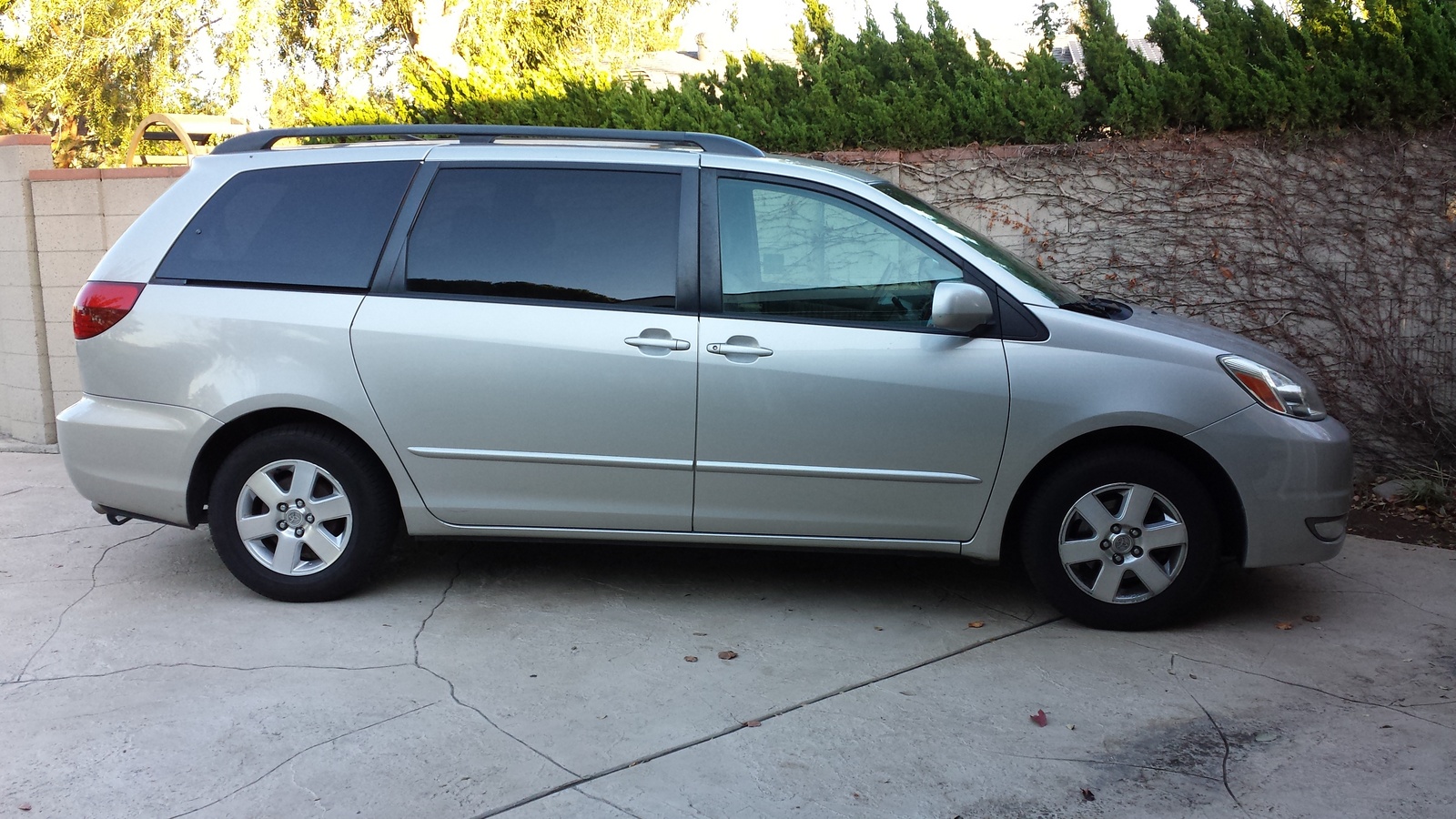 2004 toyota sienna edmunds review #2