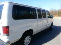 2003 Ford E-350 Overview 2003 Ford E-350 Overview