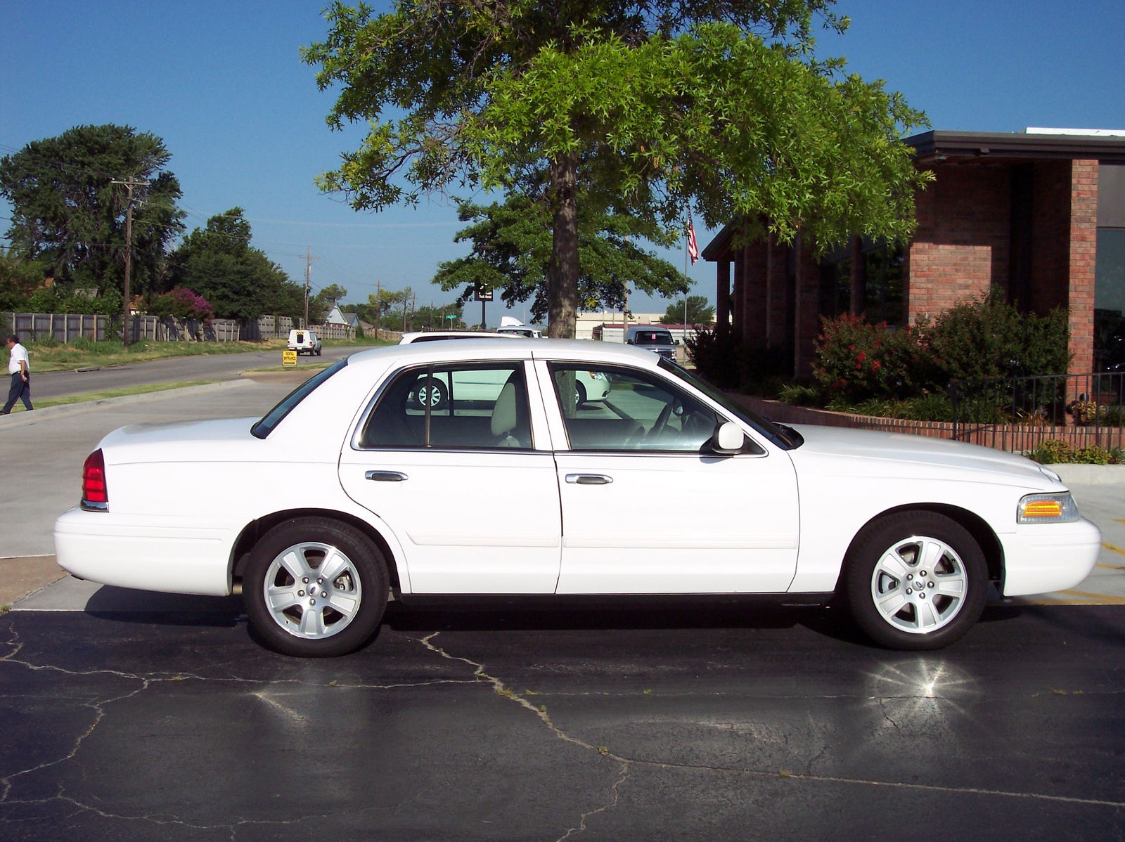 2011 Ford Crown Victoria - Overview - CarGurus