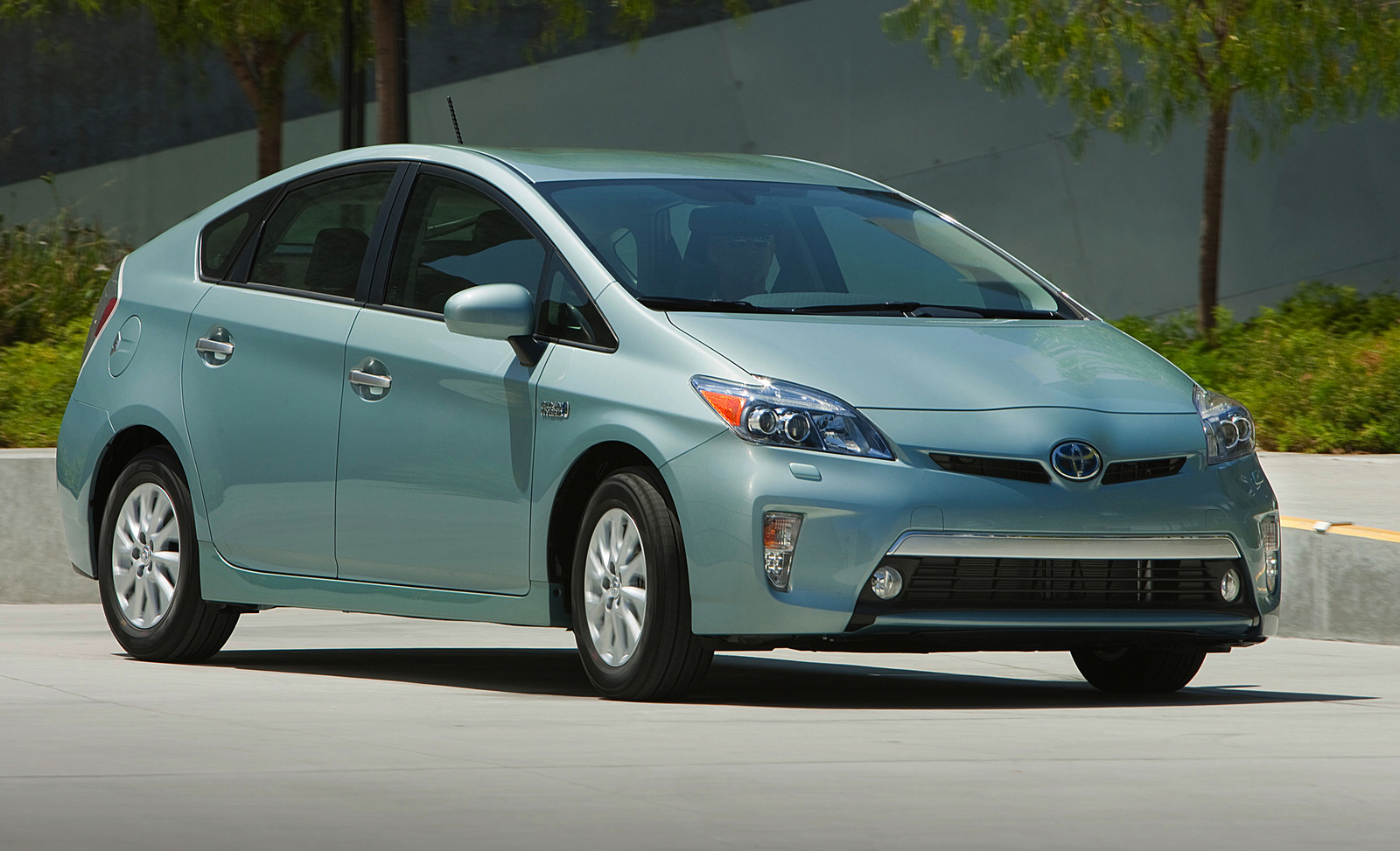 2014 toyota prius #3