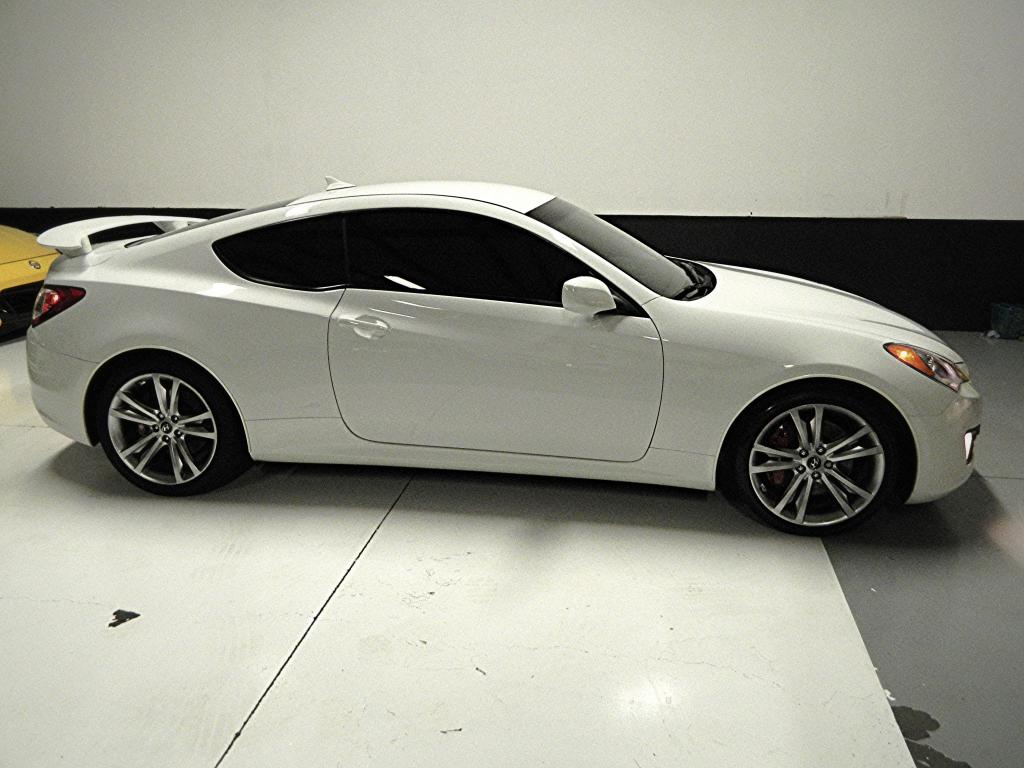 2013 hyundai genesis r spec