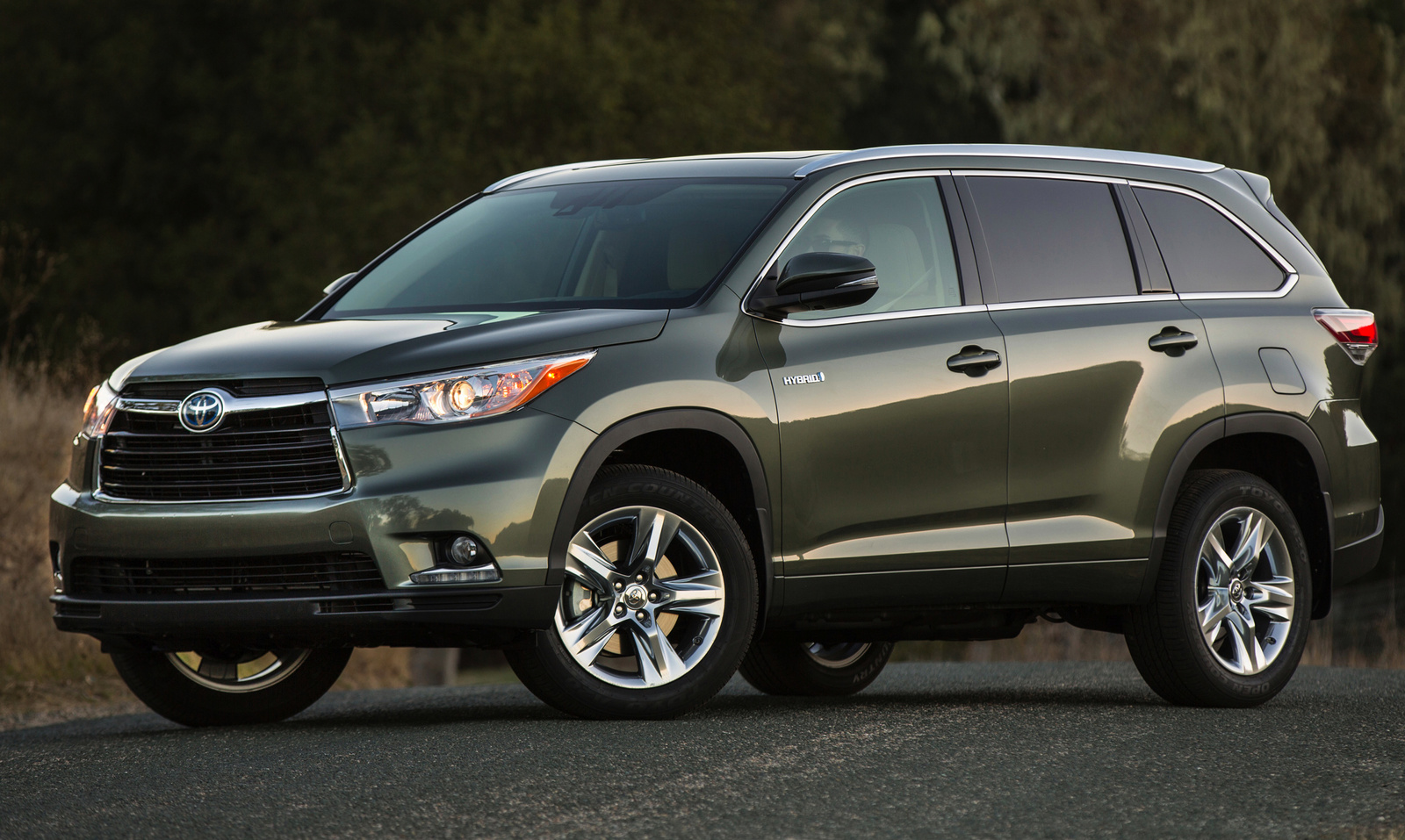 Review of toyota highlander hybrid