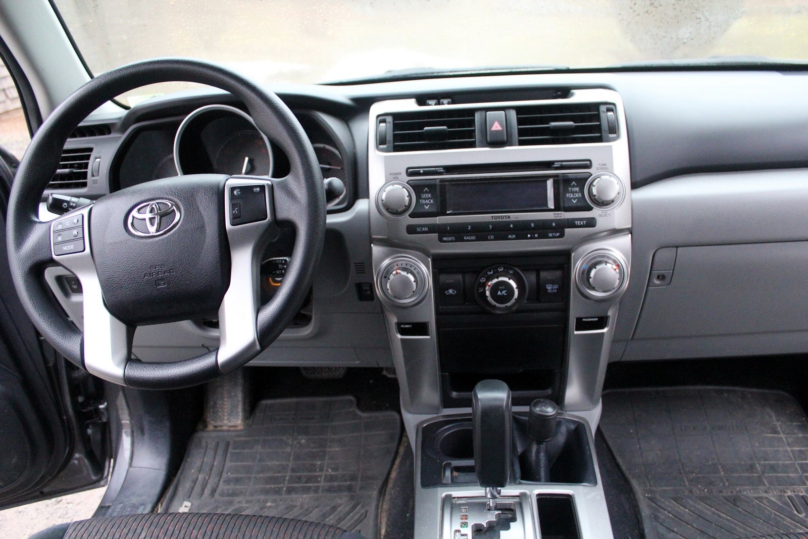 2012 Toyota 4Runner - Interior Pictures - CarGurus