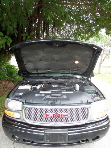 2001 GMC Yukon XL