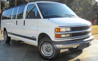 2002 Chevrolet Express Overview 2002 Chevrolet Express Overview