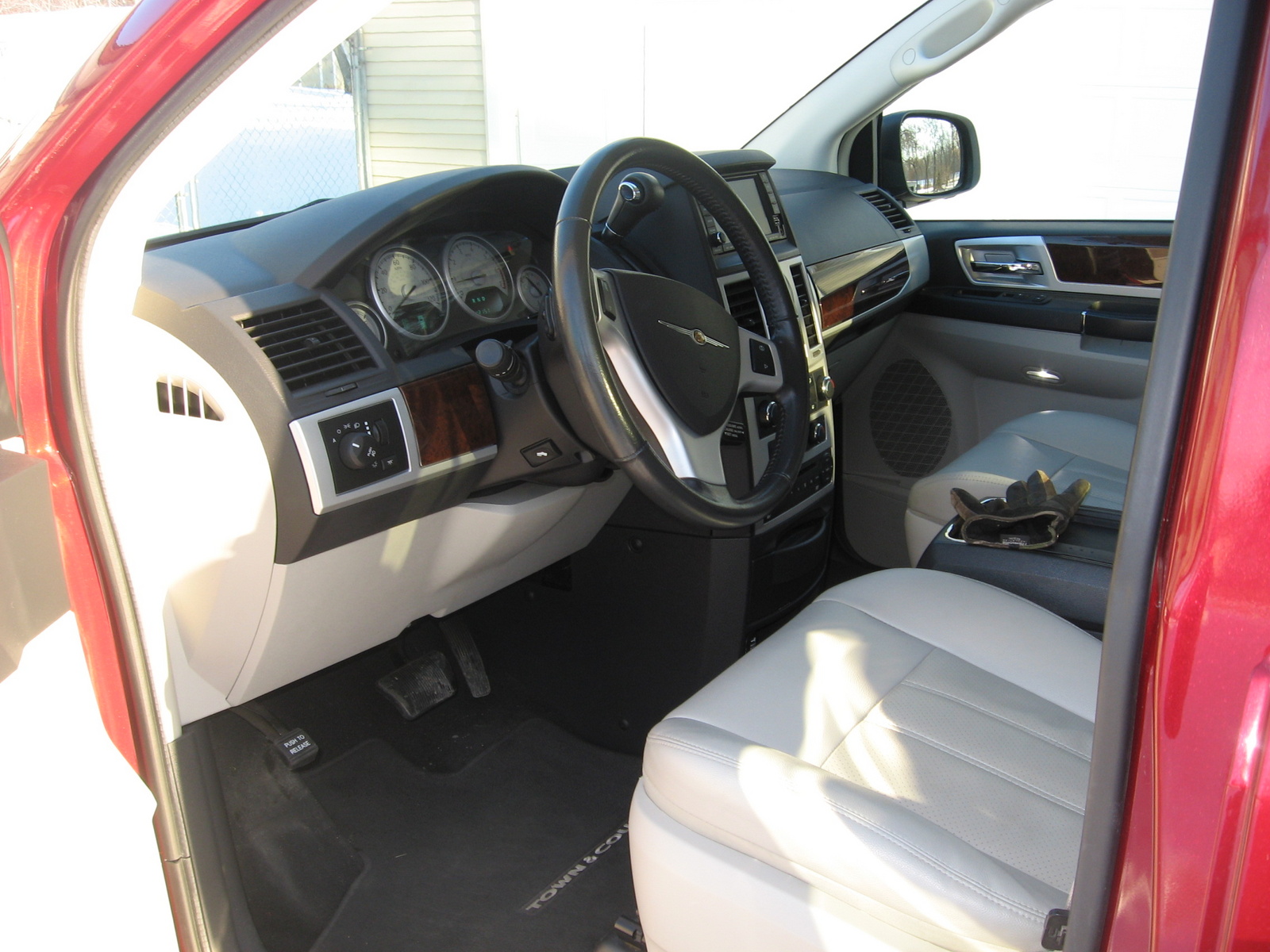 2010 Chrysler Town & Country