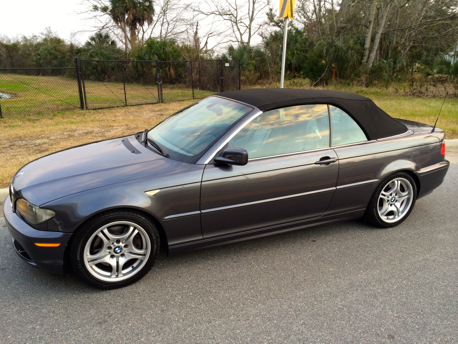 2005 Bmw 330i convertible review #6