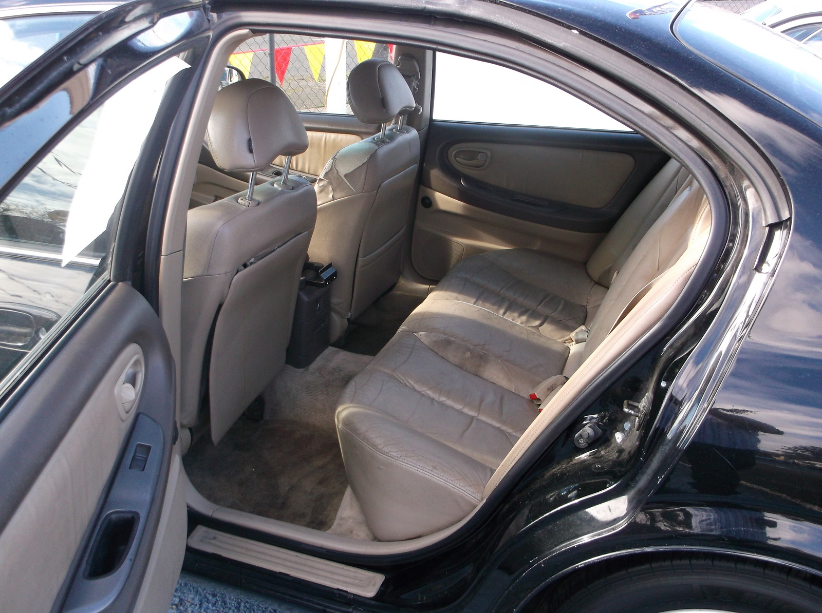 2001 Nissan maxima gxe interior
