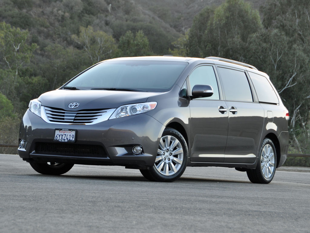 2014 toyota sienna le