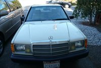 1986 Mercedes-Benz 190-Class Overview 1986 Mercedes-Benz 190-Class Overview