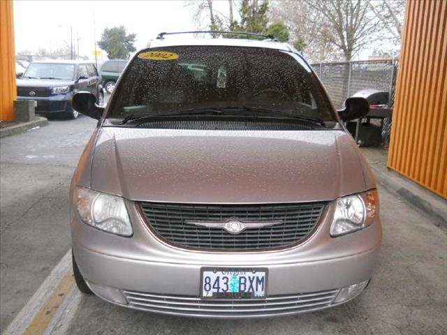 2002 Chrysler Town & Country