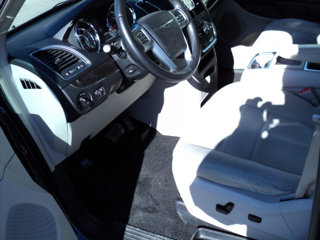 2011 Chrysler Town & Country