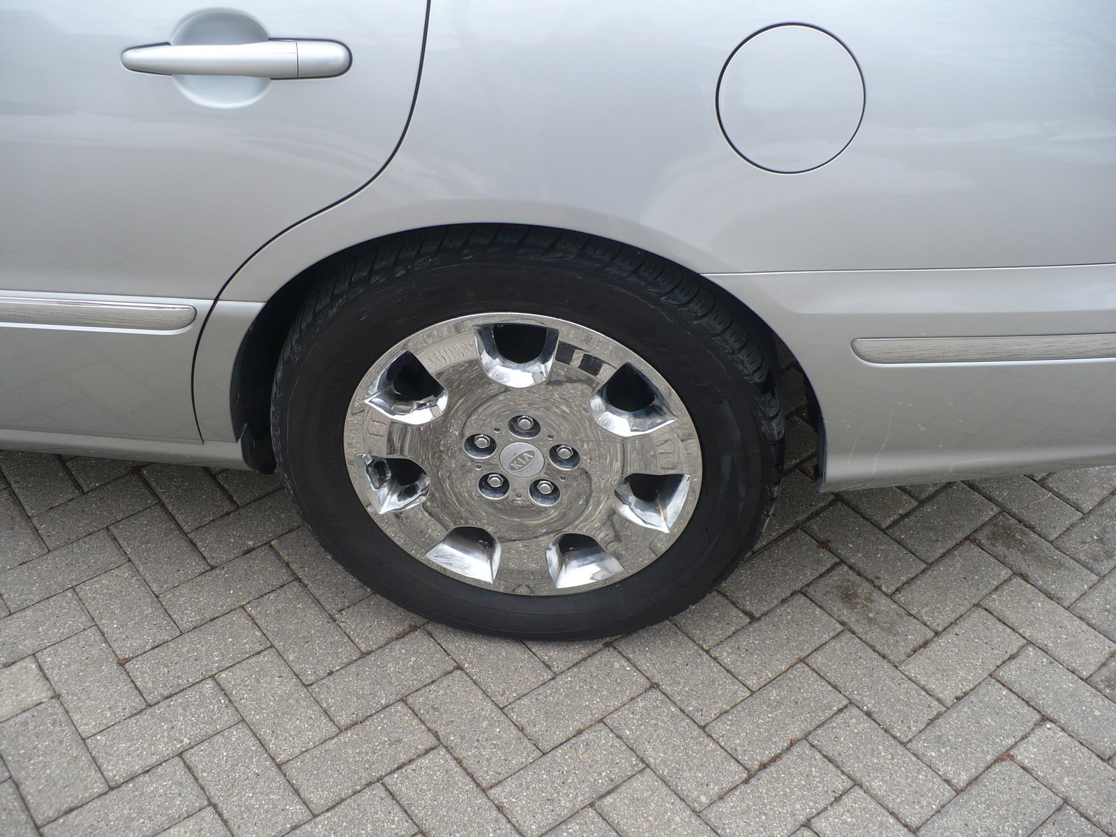 2005 Kia Amanti