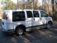 2000 GMC Savana Overview 2000 GMC Savana Overview