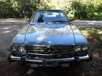 1988 Mercedes-Benz 560-Class Overview 1988 Mercedes-Benz 560-Class Overview