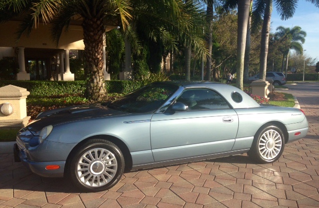 2005 Ford Thunderbird