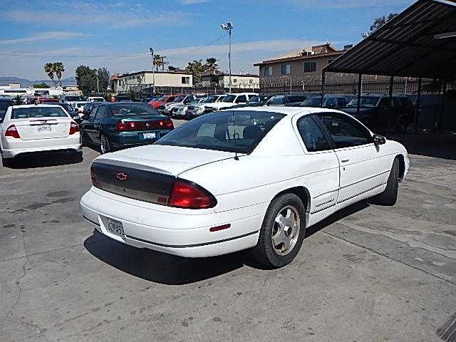 1999 Chevrolet Monte Carlo