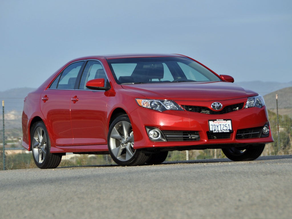 2014 Toyota Camry - Test Drive Review - CarGurus