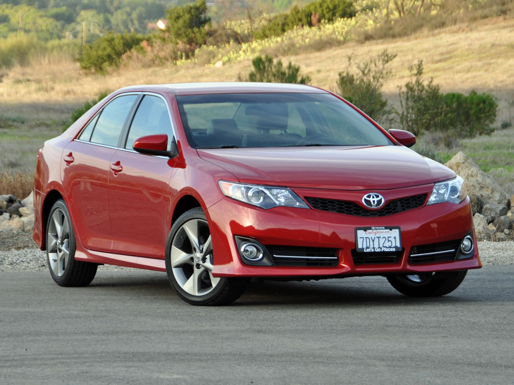 difference between le and se toyota camry #5