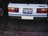 944 944